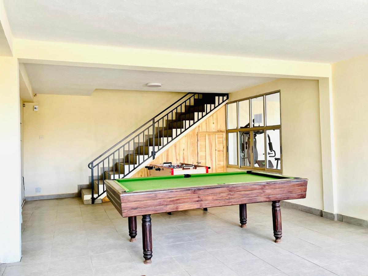 Hotel - Appartement Meuble " Les Flots Bleu " Antananarivo Esterno foto