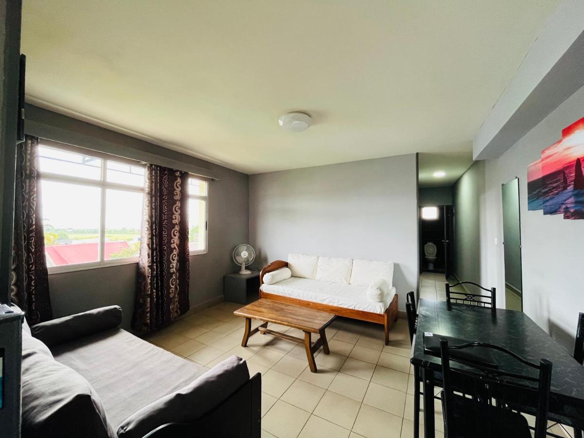 Hotel - Appartement Meuble " Les Flots Bleu " Antananarivo Esterno foto